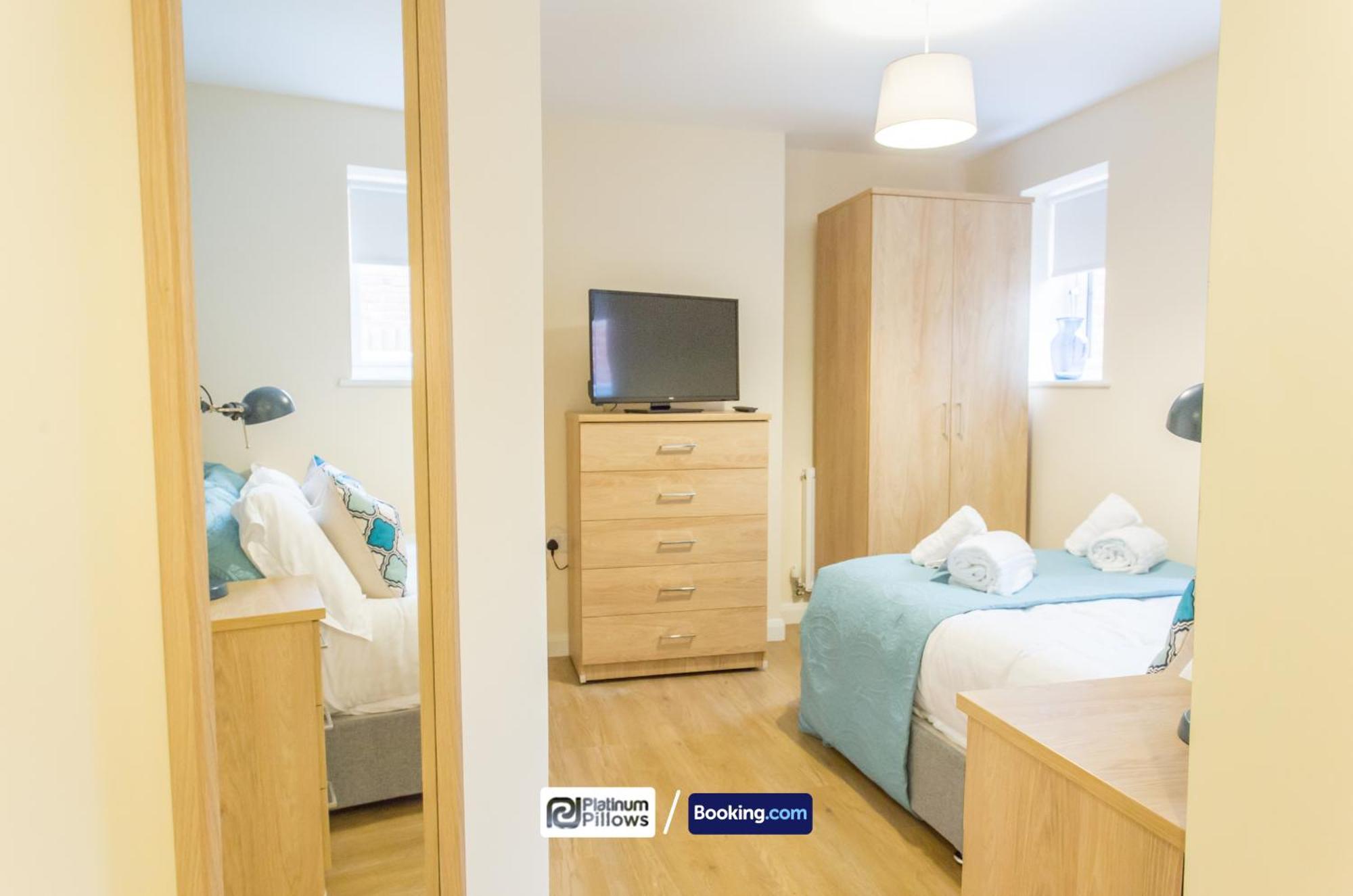 Modern Oxford 2 Bedroom Apartments, Near Headington Hospital, Families & Contractor Accommodation With Parking Buitenkant foto