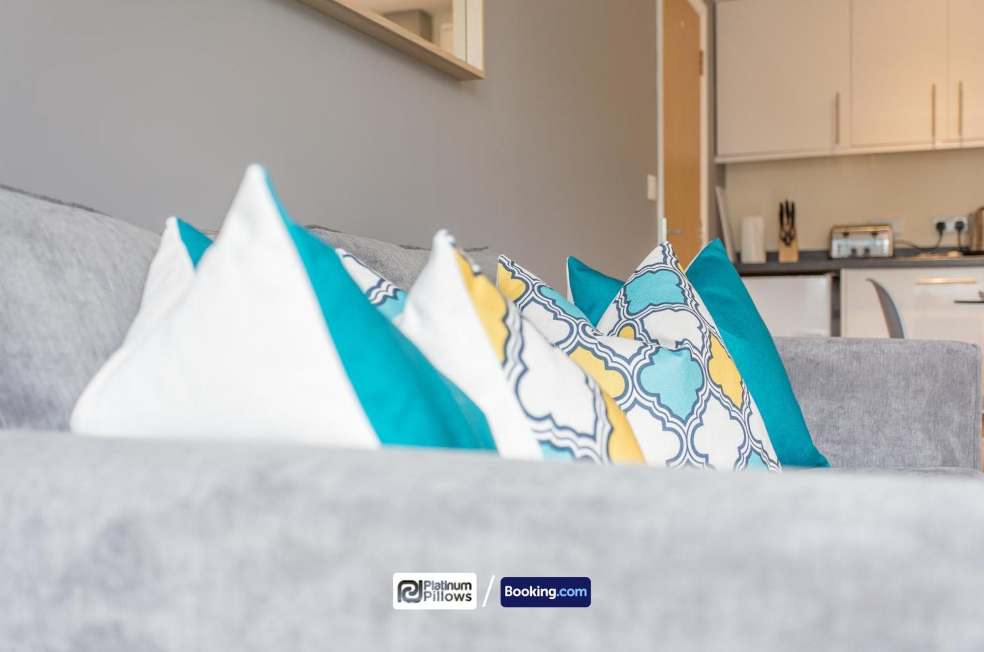 Modern Oxford 2 Bedroom Apartments, Near Headington Hospital, Families & Contractor Accommodation With Parking Buitenkant foto