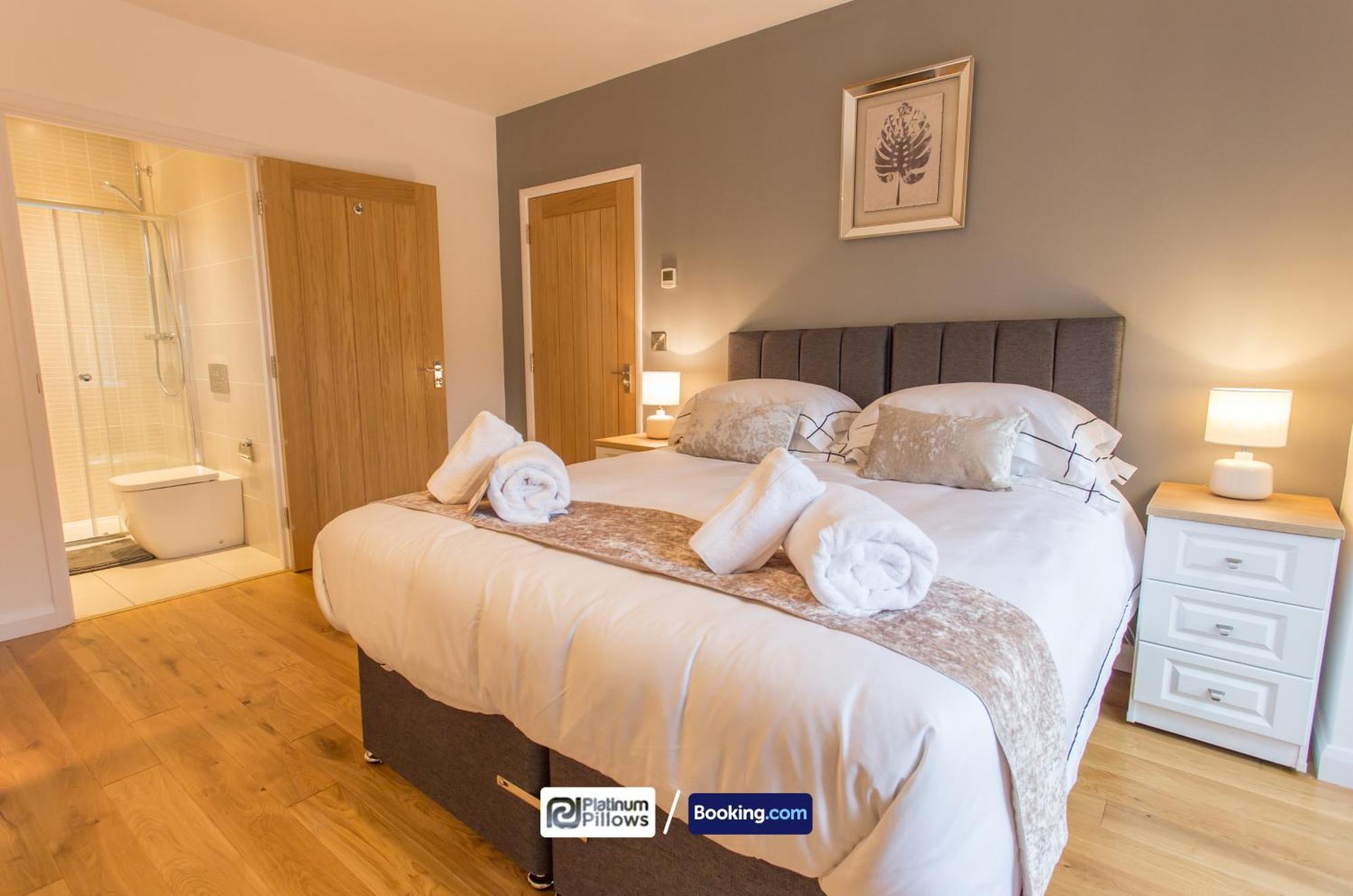 Modern Oxford 2 Bedroom Apartments, Near Headington Hospital, Families & Contractor Accommodation With Parking Buitenkant foto