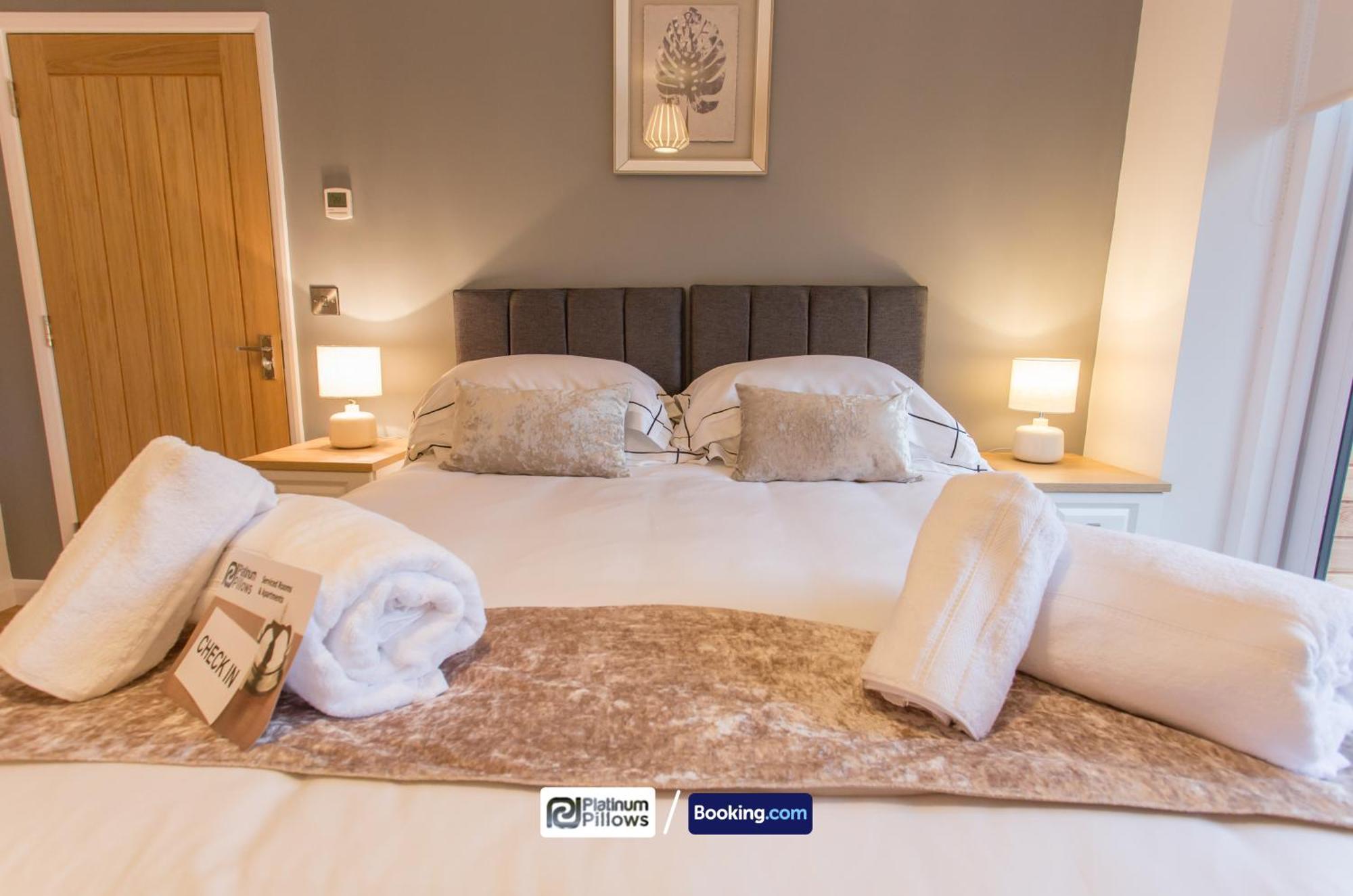 Modern Oxford 2 Bedroom Apartments, Near Headington Hospital, Families & Contractor Accommodation With Parking Buitenkant foto