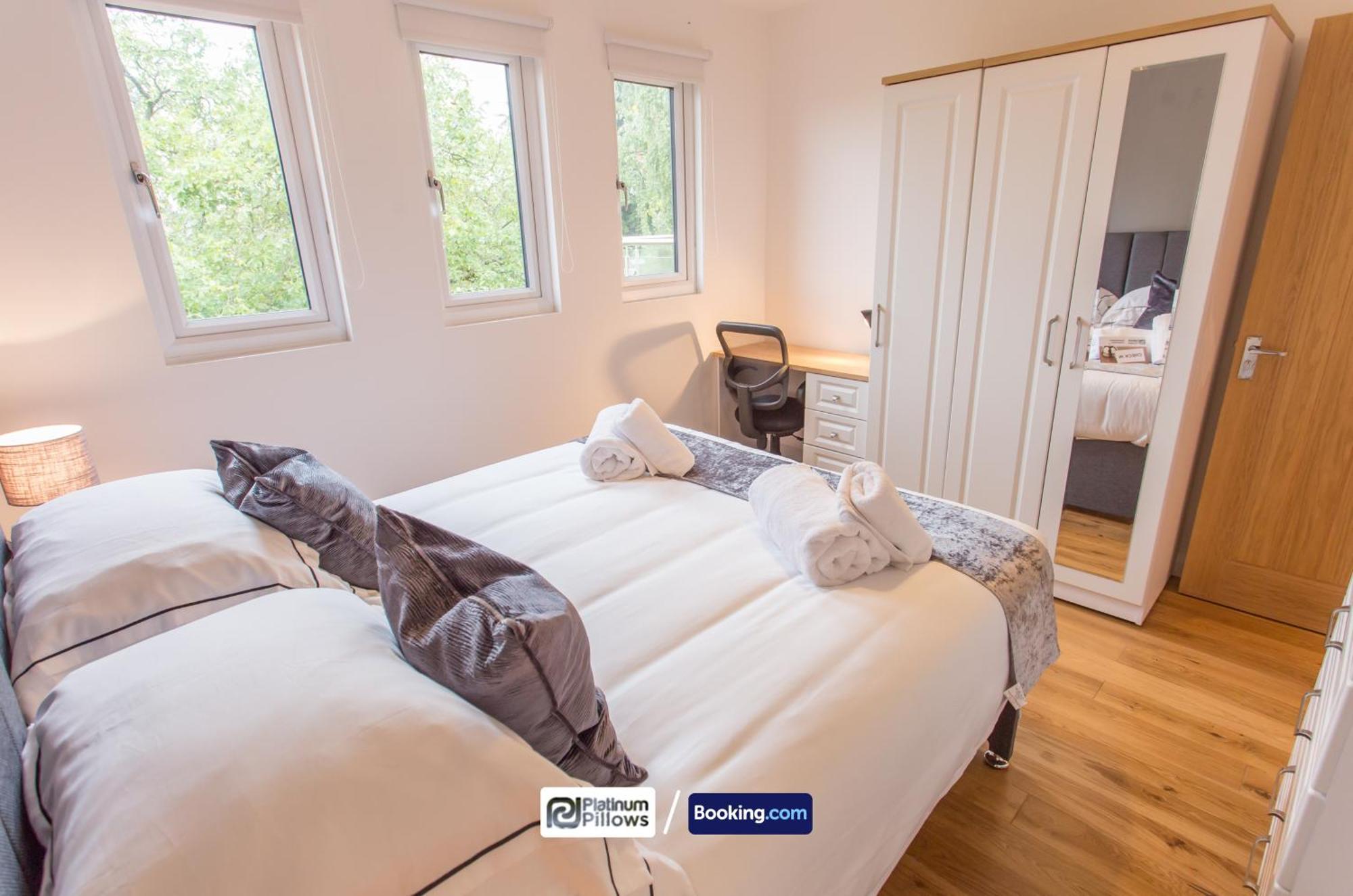 Modern Oxford 2 Bedroom Apartments, Near Headington Hospital, Families & Contractor Accommodation With Parking Buitenkant foto
