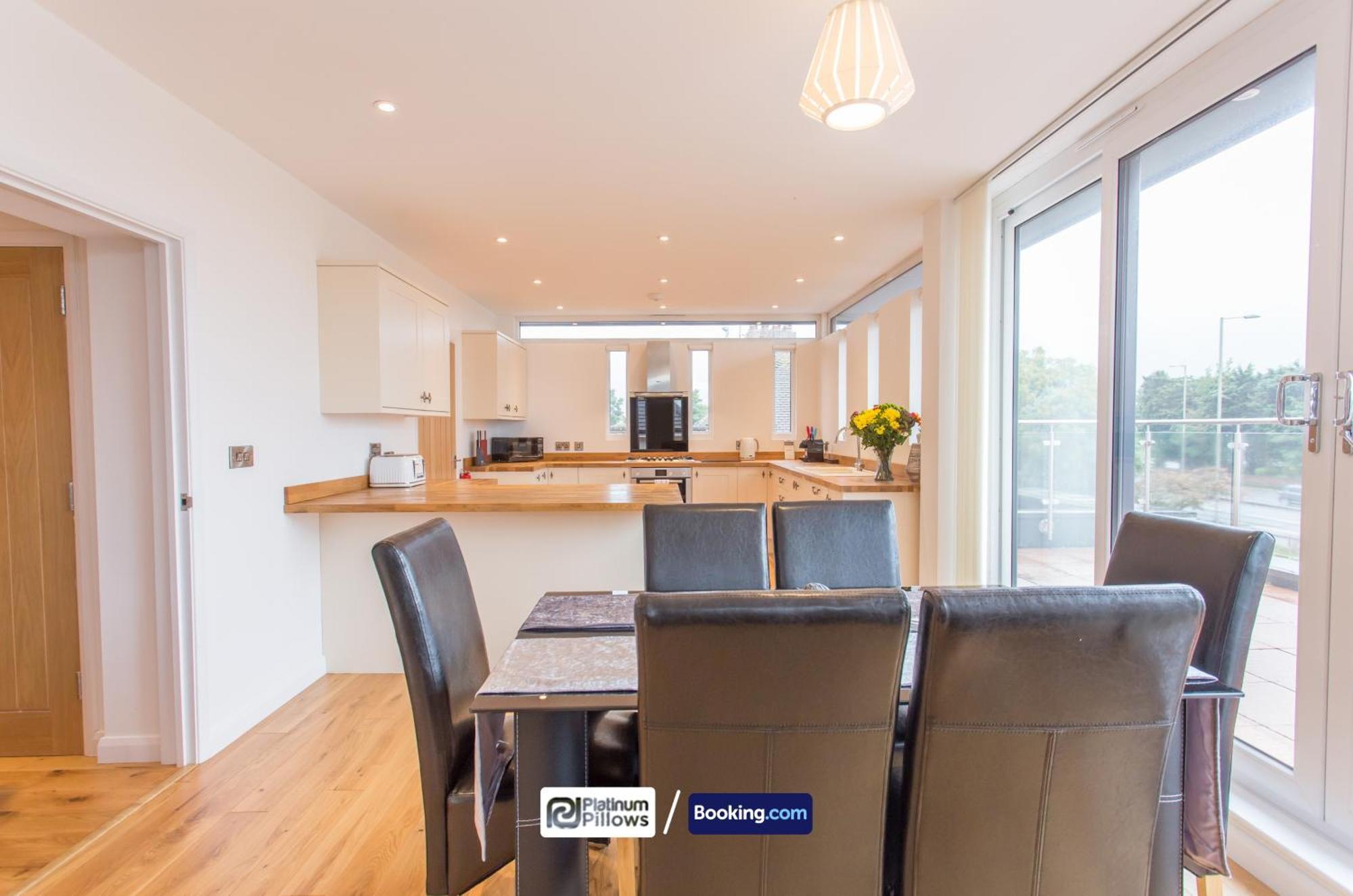 Modern Oxford 2 Bedroom Apartments, Near Headington Hospital, Families & Contractor Accommodation With Parking Buitenkant foto
