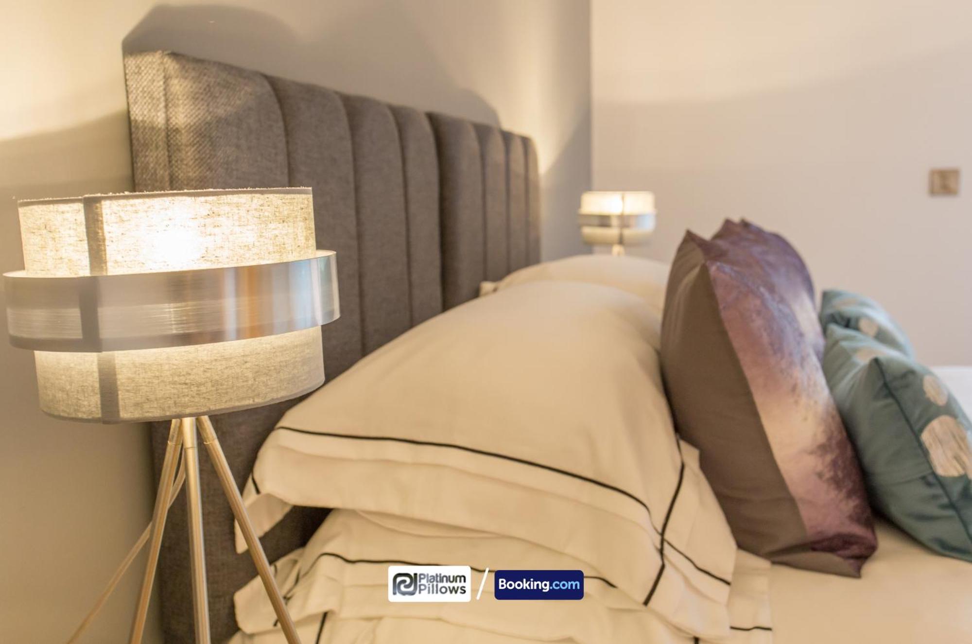 Modern Oxford 2 Bedroom Apartments, Near Headington Hospital, Families & Contractor Accommodation With Parking Buitenkant foto